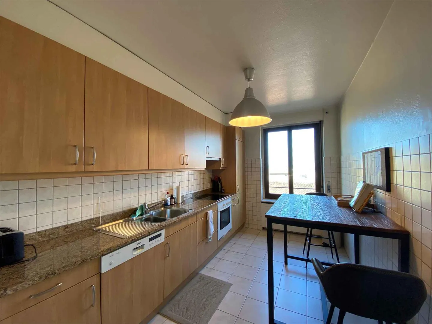 Appartement 6 pièces - Photo 3 sur 13