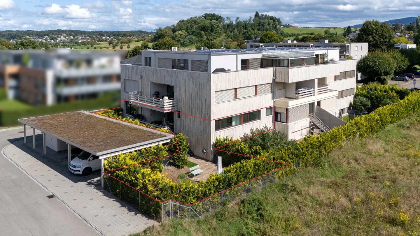 Moderne 4.5-Zimmer-Maisonettewohnung mit Terrasse und eigenem Garten - Foto 1 von 27