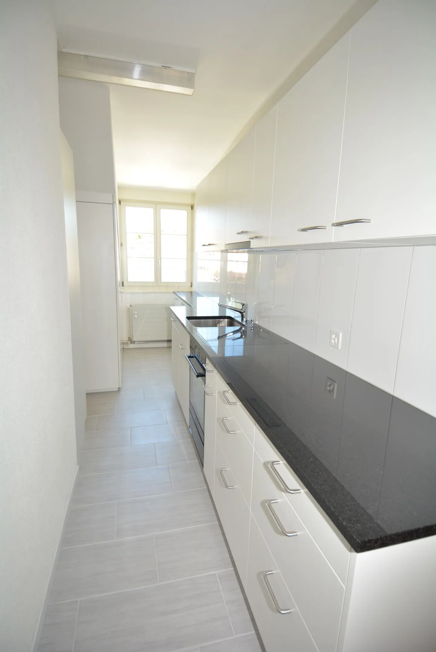 Charming Living in the Center of Solothurn - Photo 3 of 11