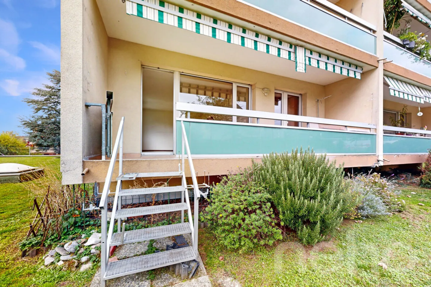 Charming 3.5-room bright apartment close to LEB - Photo 5 of 12