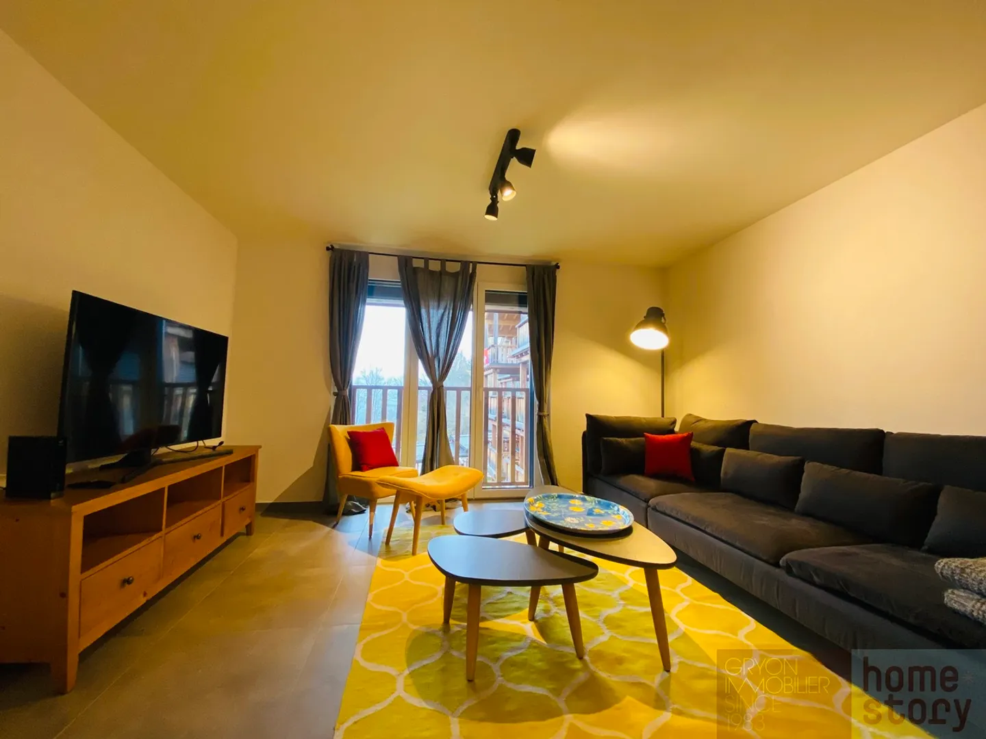 2,5 Zimmer neu und möbliert zur Miete für das Jahr in Gryon - Foto 2 von 9