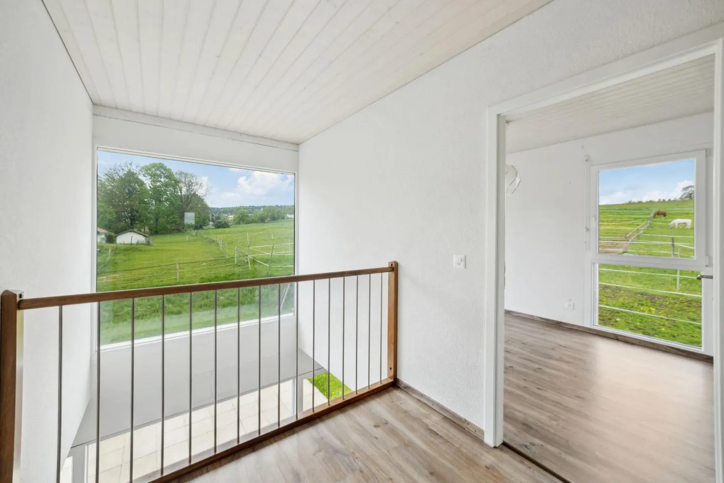 Magnificent Detached Villa for Sale in La Chaux-de-Fonds - Photo 10 of 10