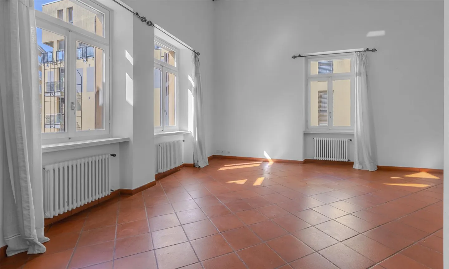 Duplex elegante 3.5 in città, a due passi dal lago di Lugano - Foto 1 di 13