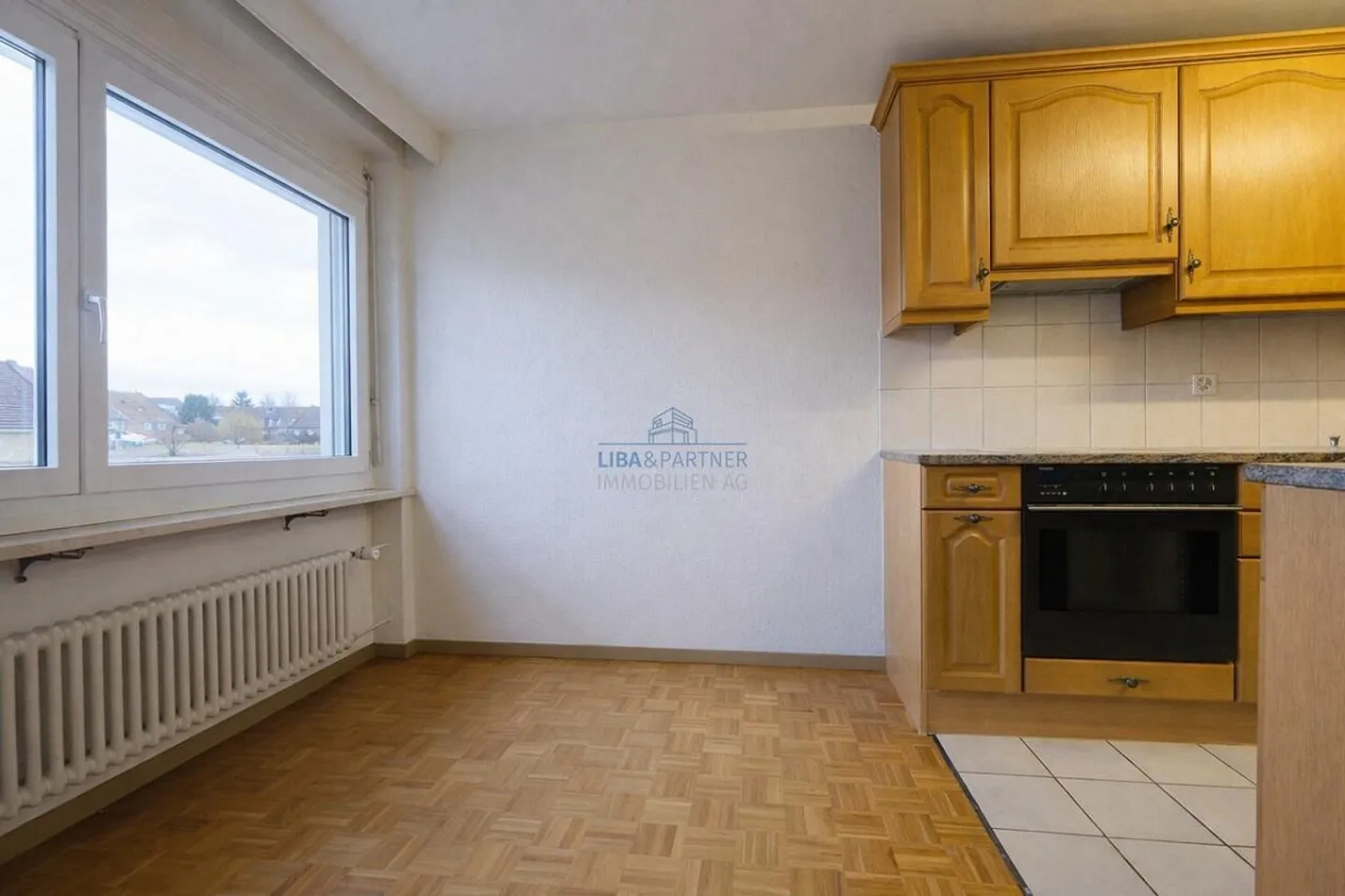 Stylish Attic Apartment with Wide View, Peace and Sunny Outdoor Areas - Photo 5 of 12