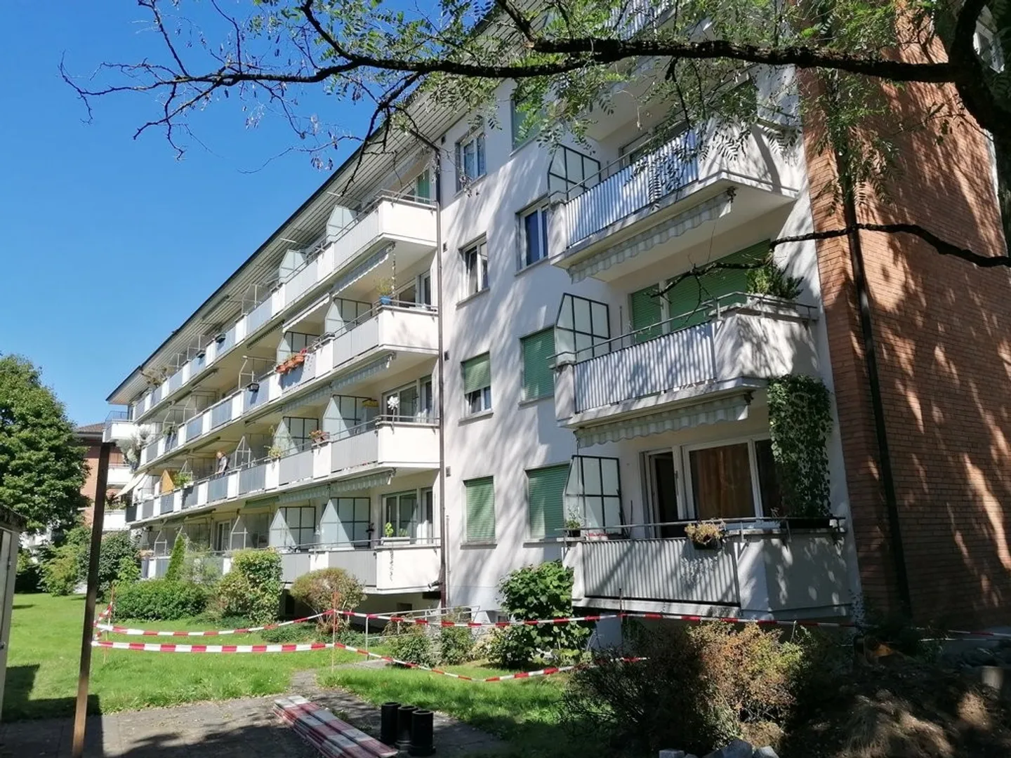 Charmant appartement 2.5 pièces - Photo 1 sur 4