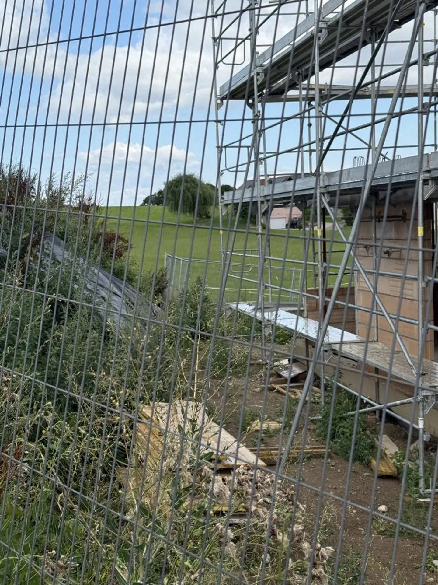 Sehr schönes Objekt Im Bau Schöne Wohnung Terrasse von 32 m² Rasenfläche 98 m² - Foto 8 von 10