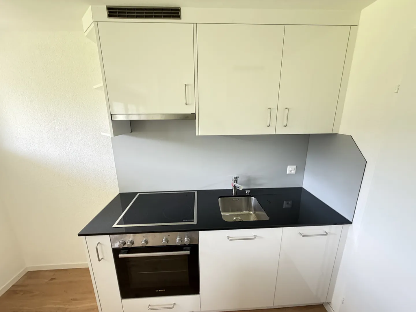 Appartamento 2.5 stanze - Foto 2 di 8
