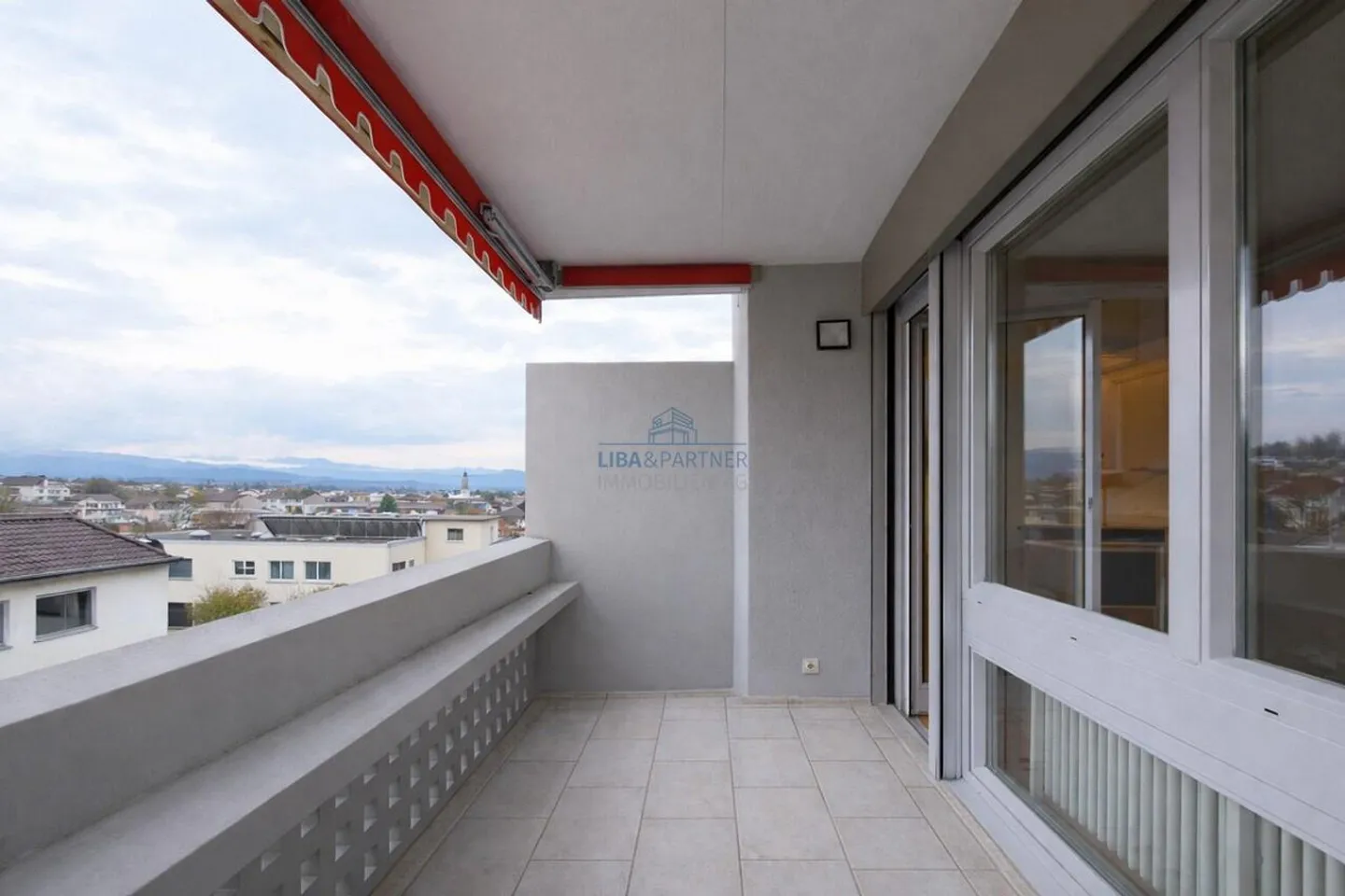 Stylish Attic Apartment with Wide View, Peace and Sunny Outdoor Areas - Photo 12 of 12