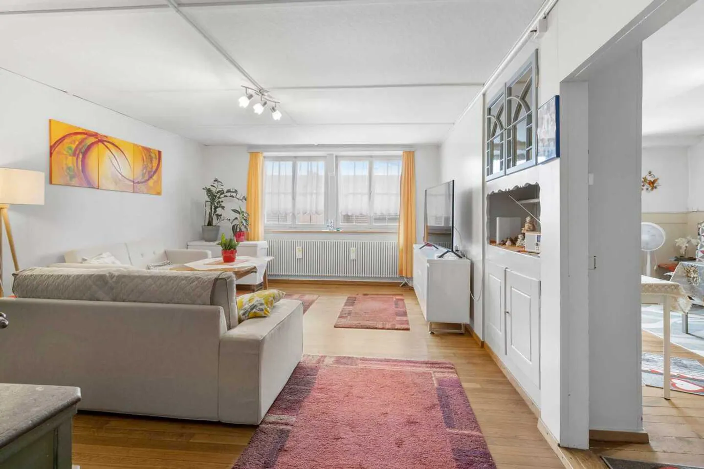 9-room terraced house in a quiet and rural location - Photo 3 of 13