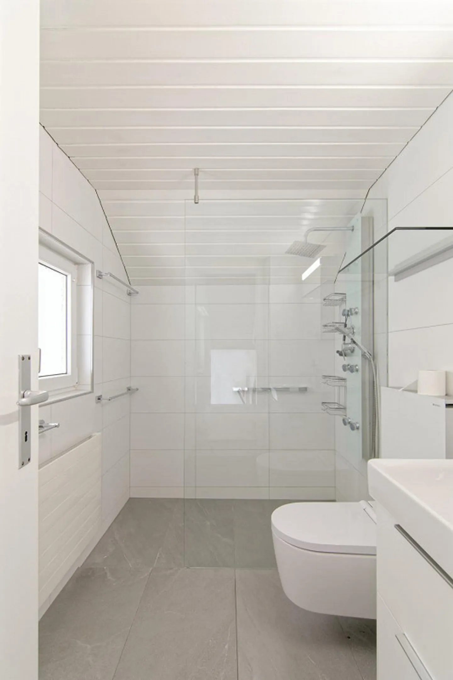Casa unifamiliare indipendente di 8 stanze - Foto 7 di 7