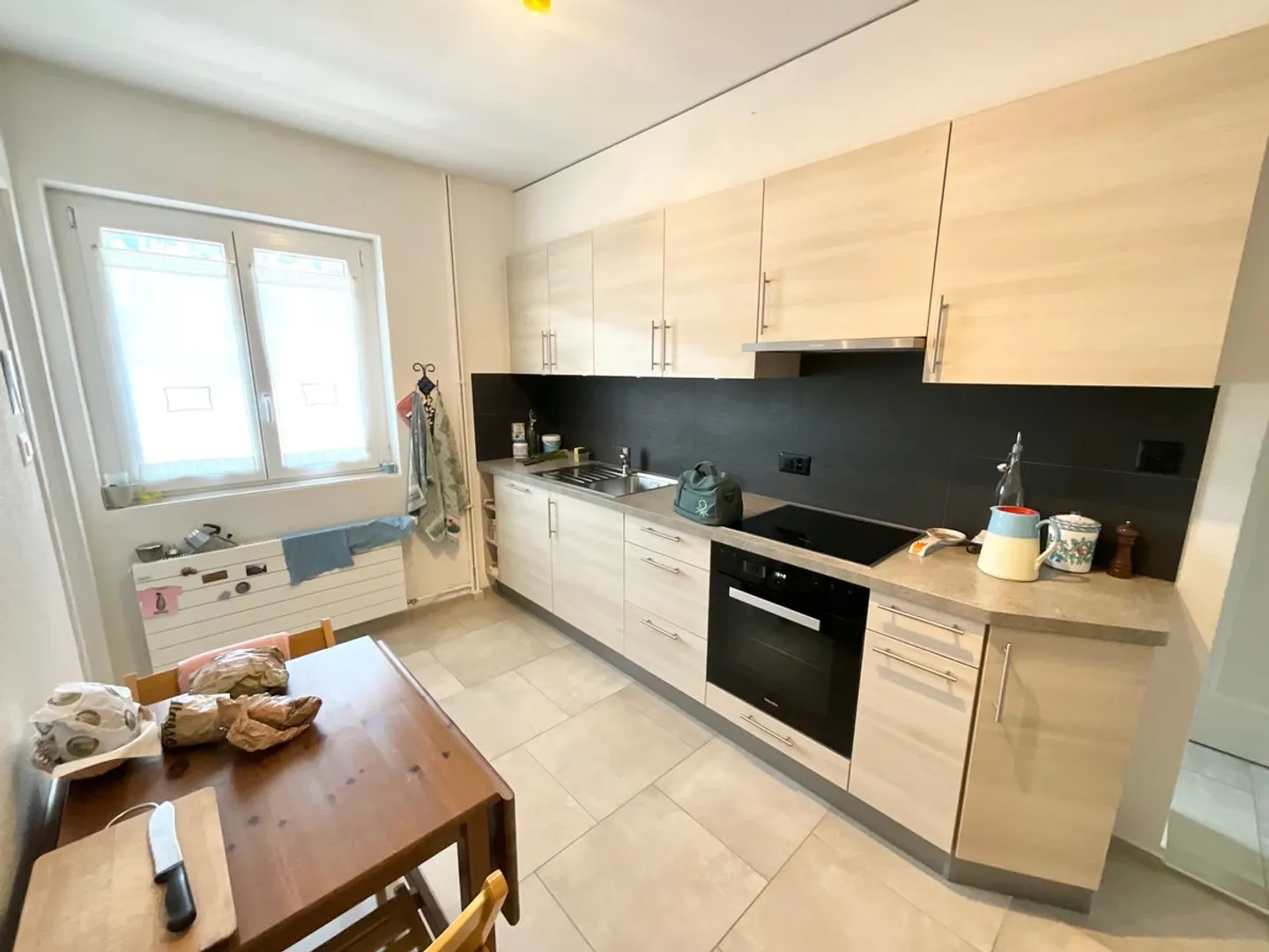 Appartement avec 4,5 pièces et grande terrasse sud - Photo 4 sur 8