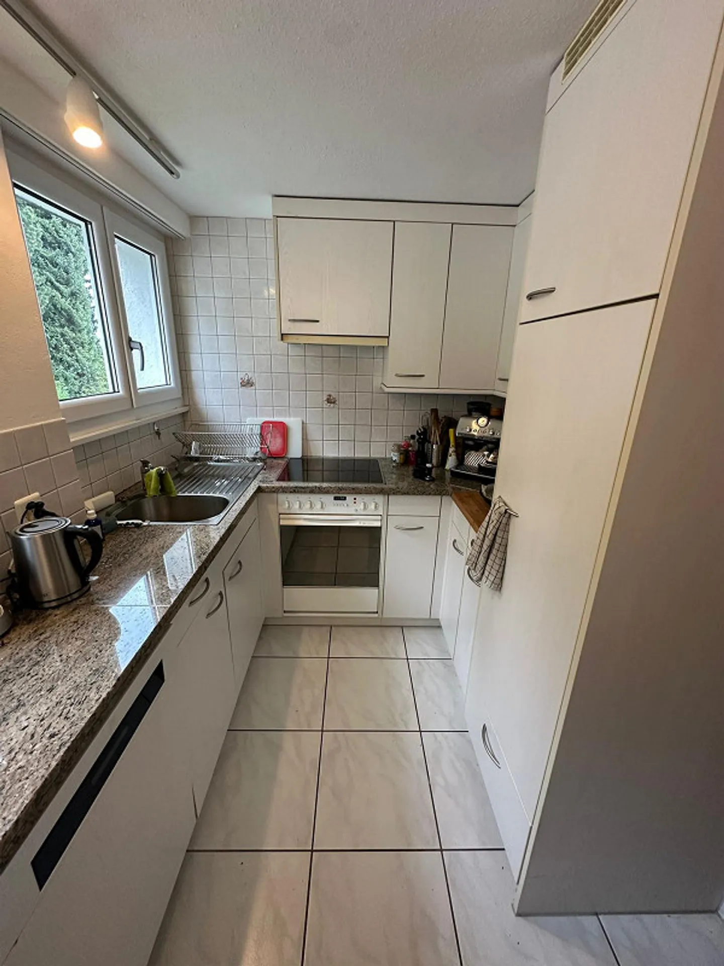 Subtenant for 4.5 room ground floor - Photo 9 of 11