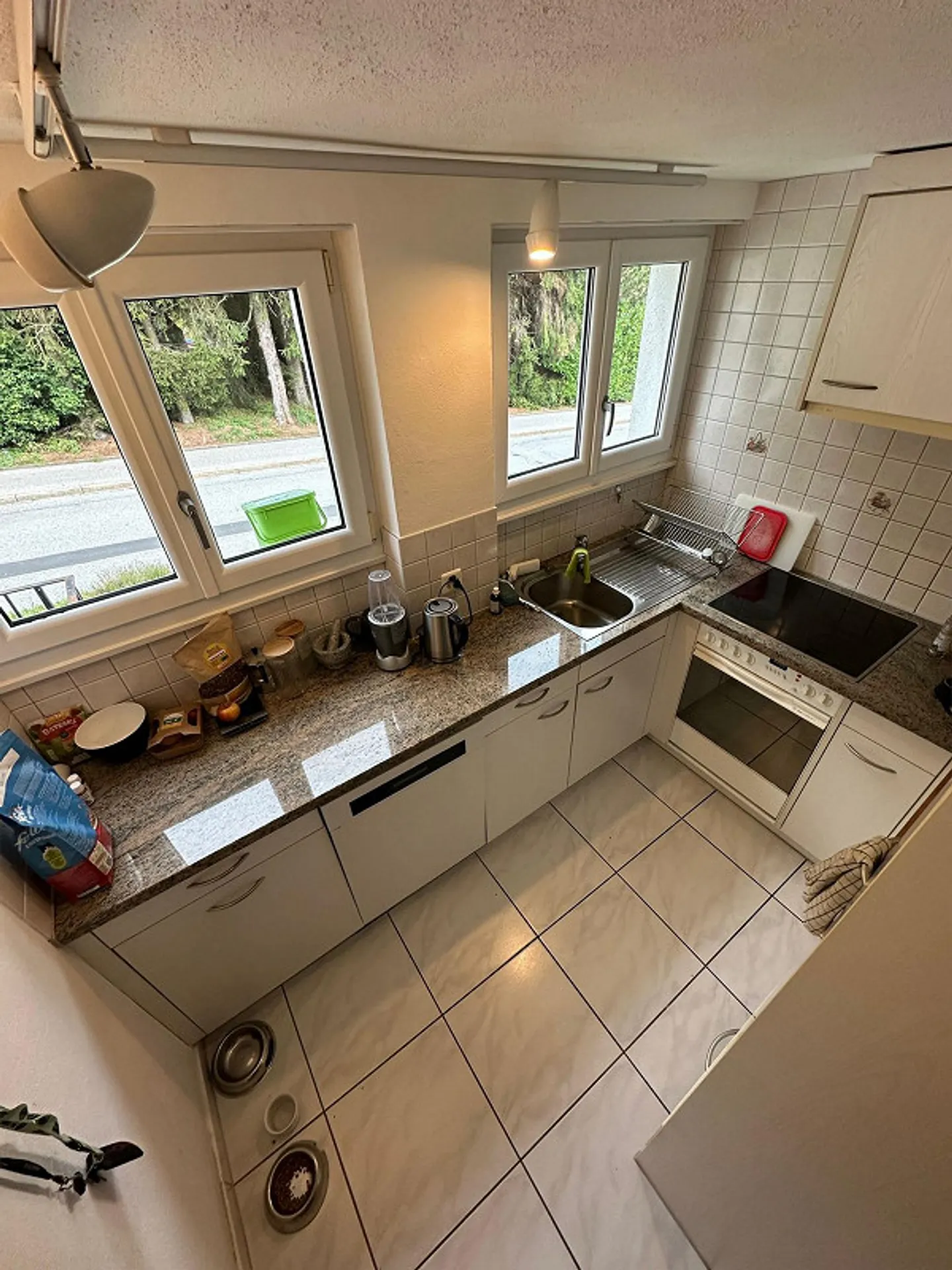 Subtenant for 4.5 room ground floor - Photo 10 of 11