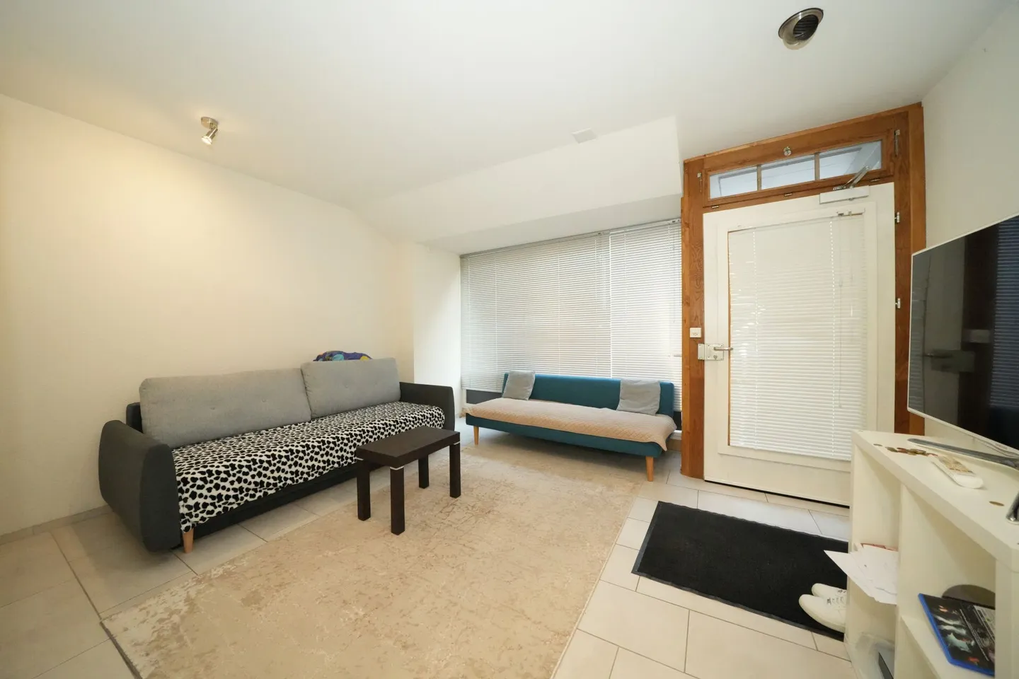 Moderne, vielseitig nutzbare Studiowohnung in der Altstadt - Foto 4 von 7