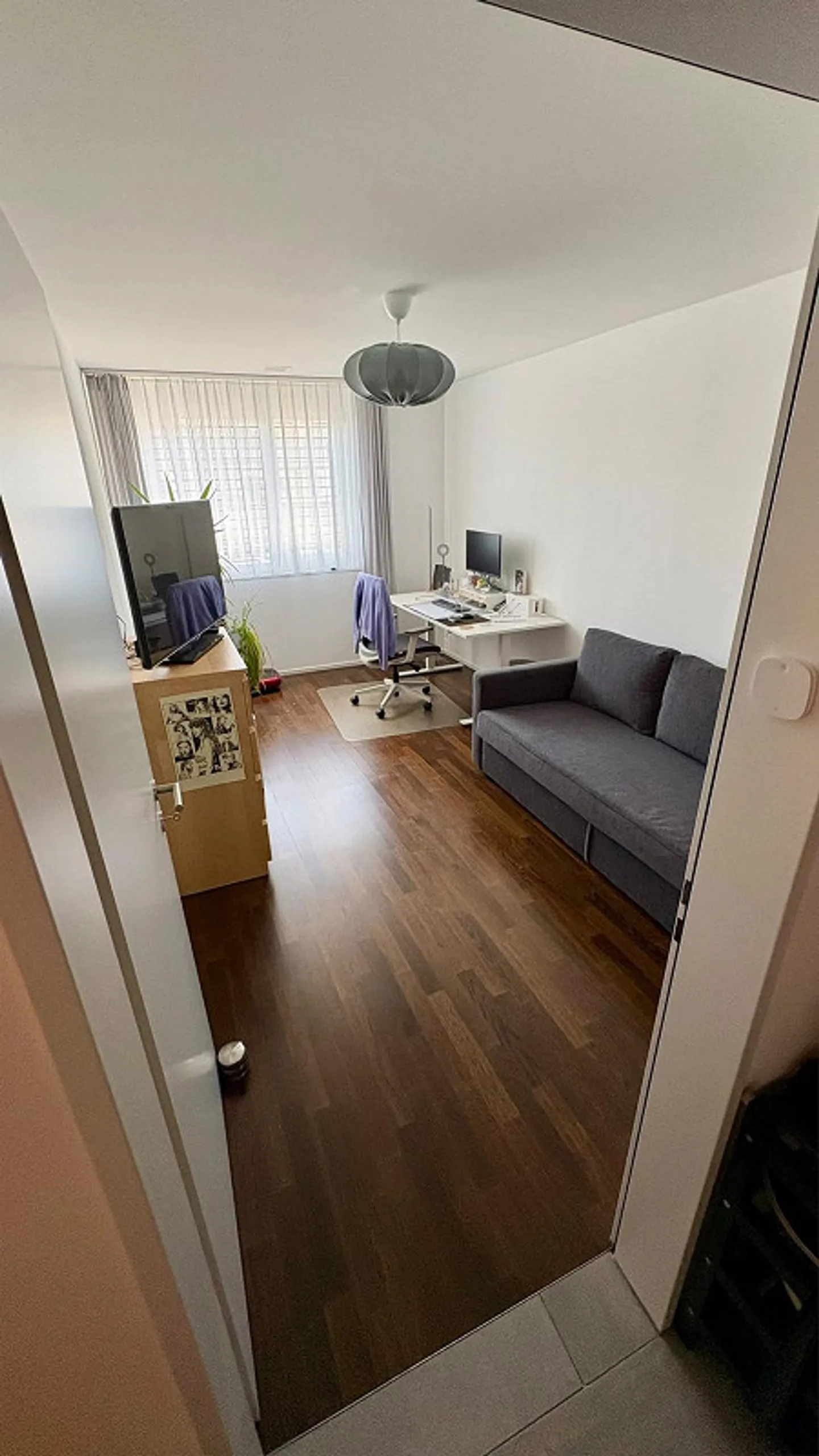 Appartement moderne de 4,5 pièces avec vue sur le lac et grand balcon - Photo 4 sur 14