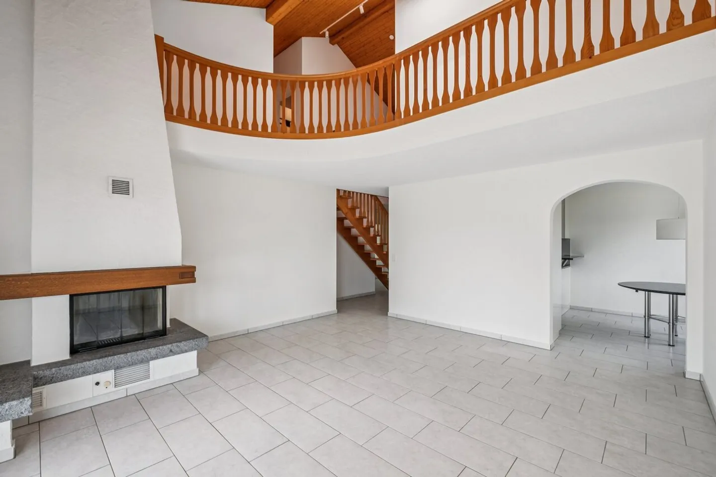 Une maison pour s'épanouir - Maisonette avec cheminée et jardin - Photo 3 sur 13