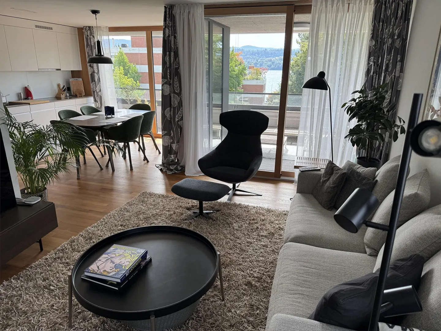 Vivere in prossimità immediata del lago - Foto 3 di 13