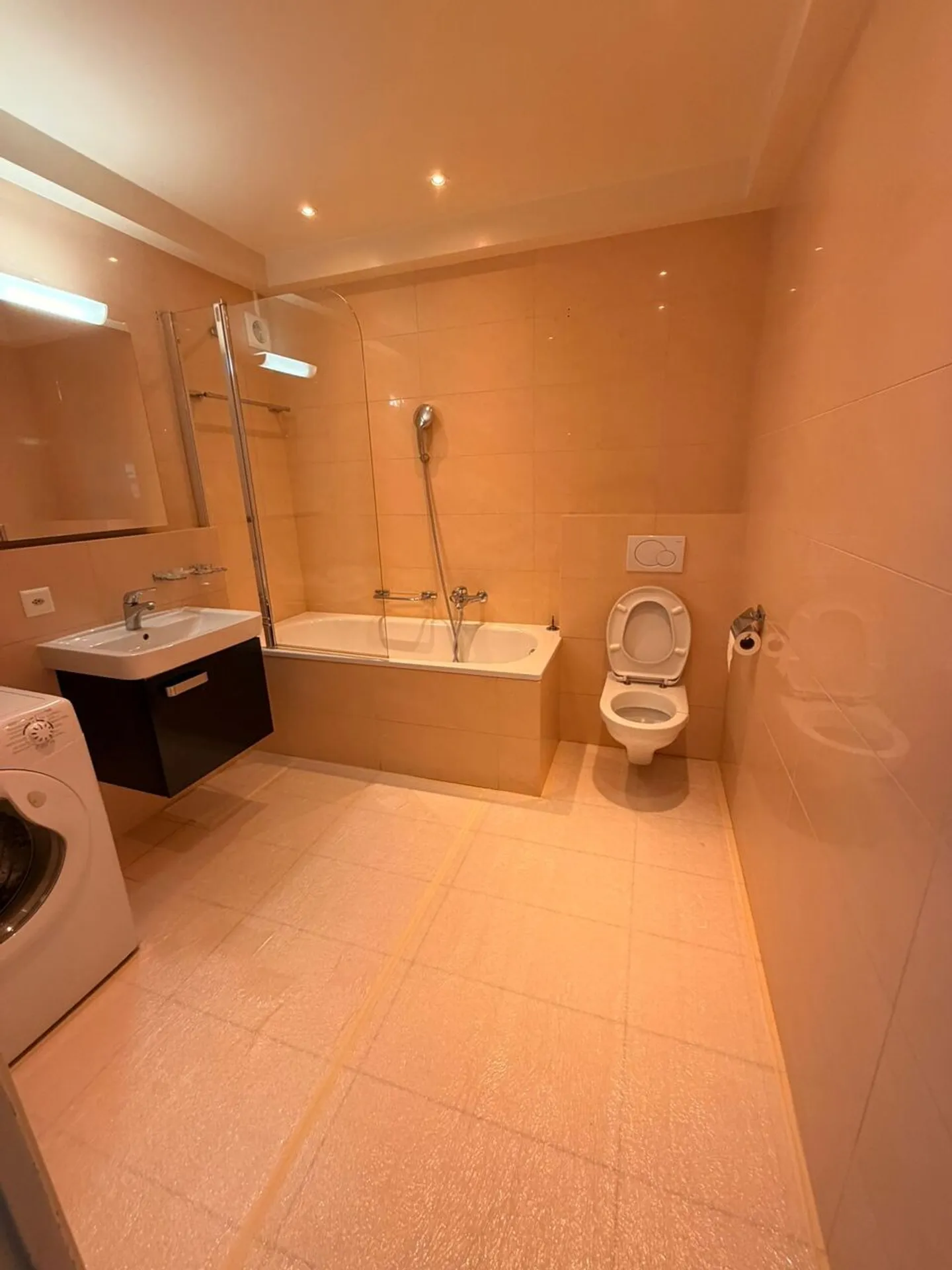 Magnifique Appartement Vue Lac - Photo 7 sur 10