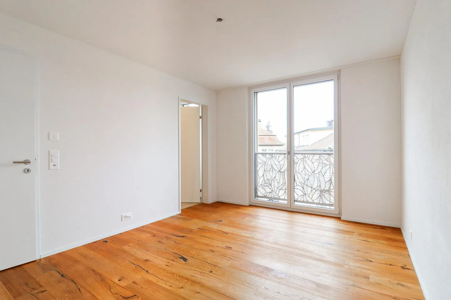 High-Quality Living in a Central Location - Photo 4 of 12