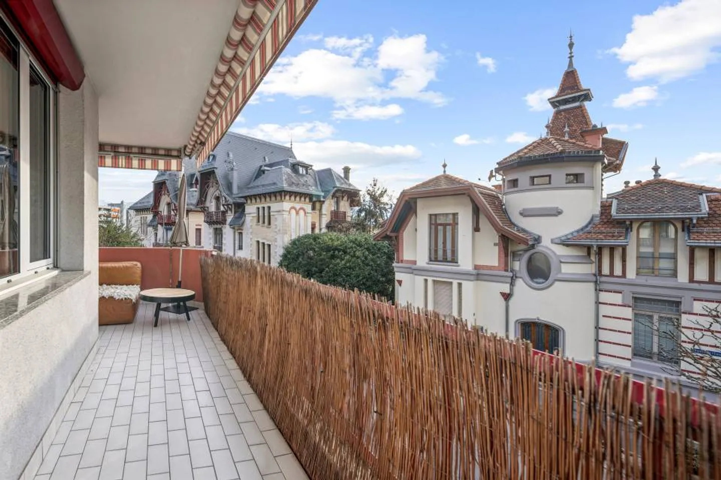 Charming 2.5-room apartment with balcony - Photo 5 of 7