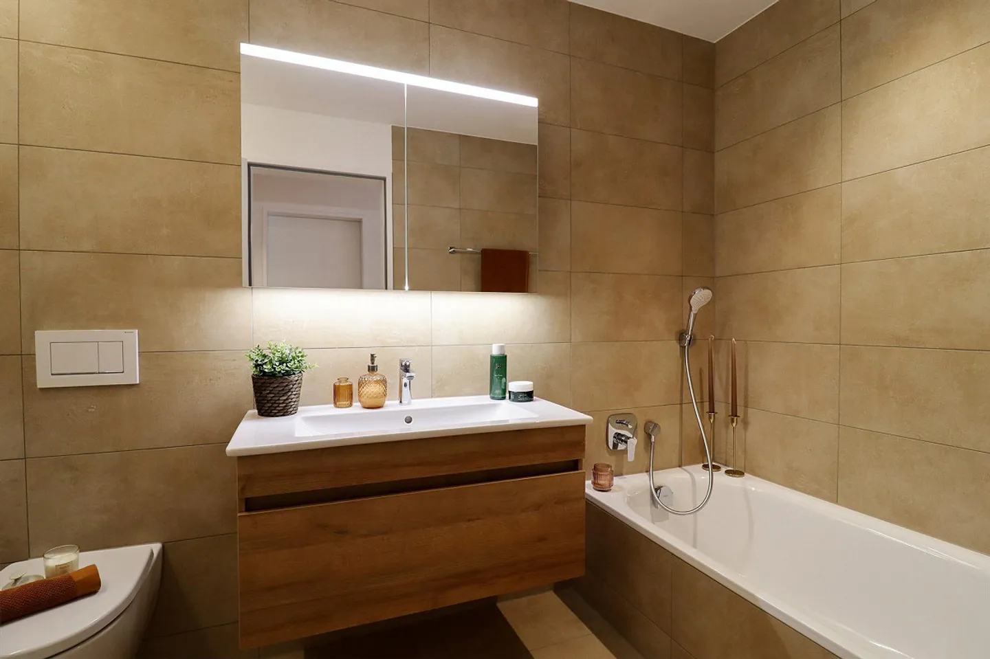 High-Quality Living in a Central Location - Photo 7 of 12