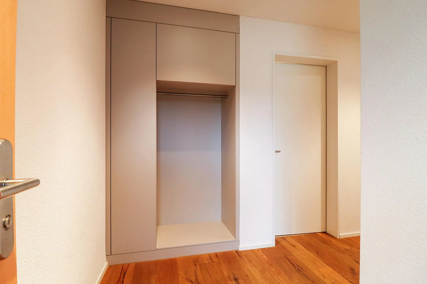 High-Quality Living in a Central Location - Photo 8 of 12