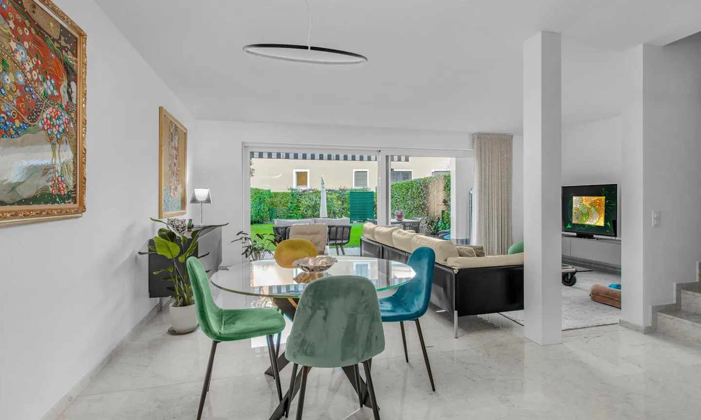 Spacious Maisonette with Garden and Pool in Collina d'Oro - Photo 1 of 10