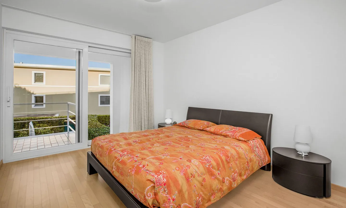 Spacious Maisonette with Garden and Pool in Collina d'Oro - Photo 6 of 10