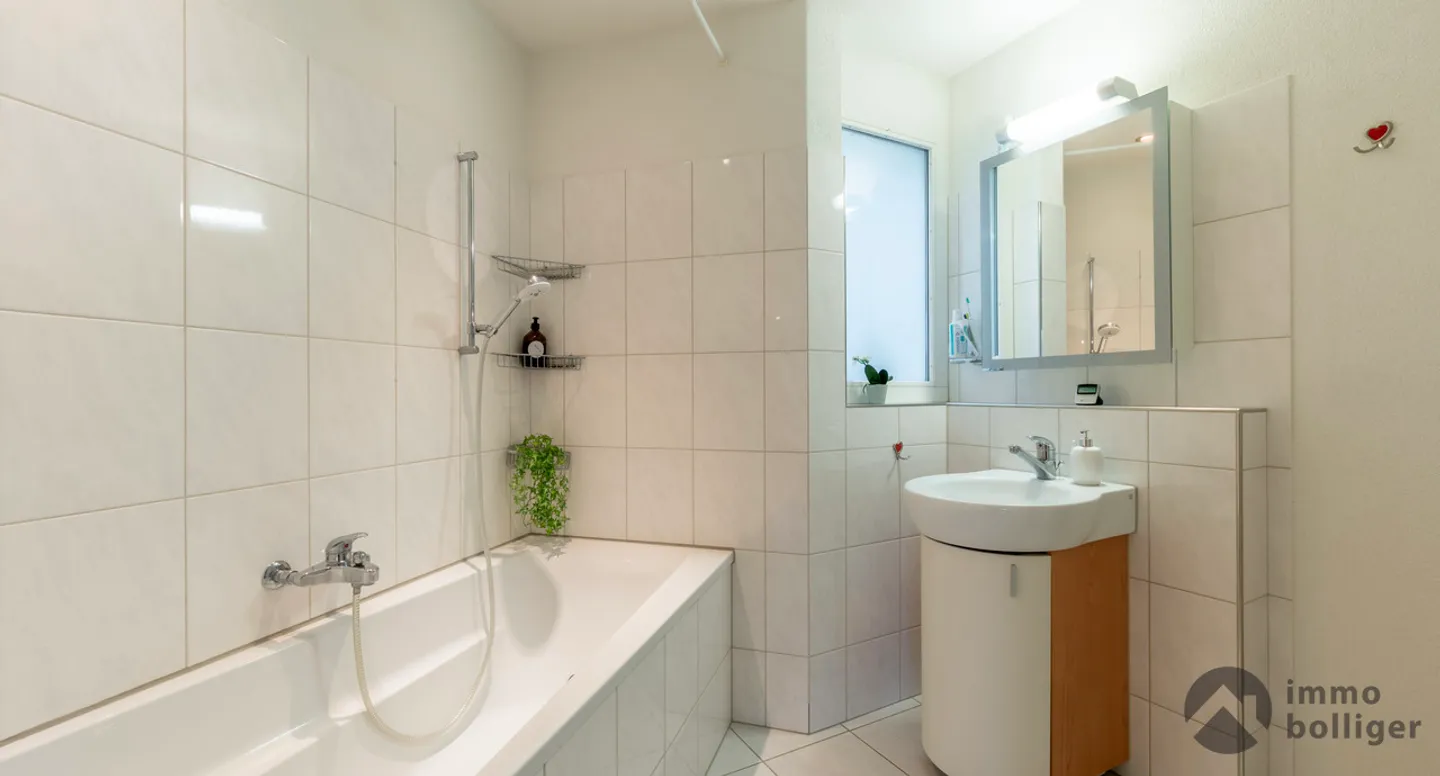 Geräumige Wohnung mit Garten - Foto 7 von 12