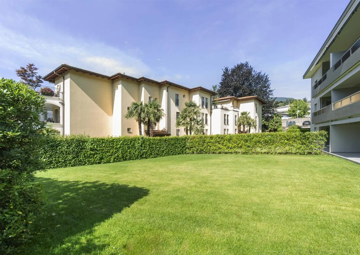 Ascona - Appartement élégant avec grand jardin privé et cheminée - Photo 2 sur 13