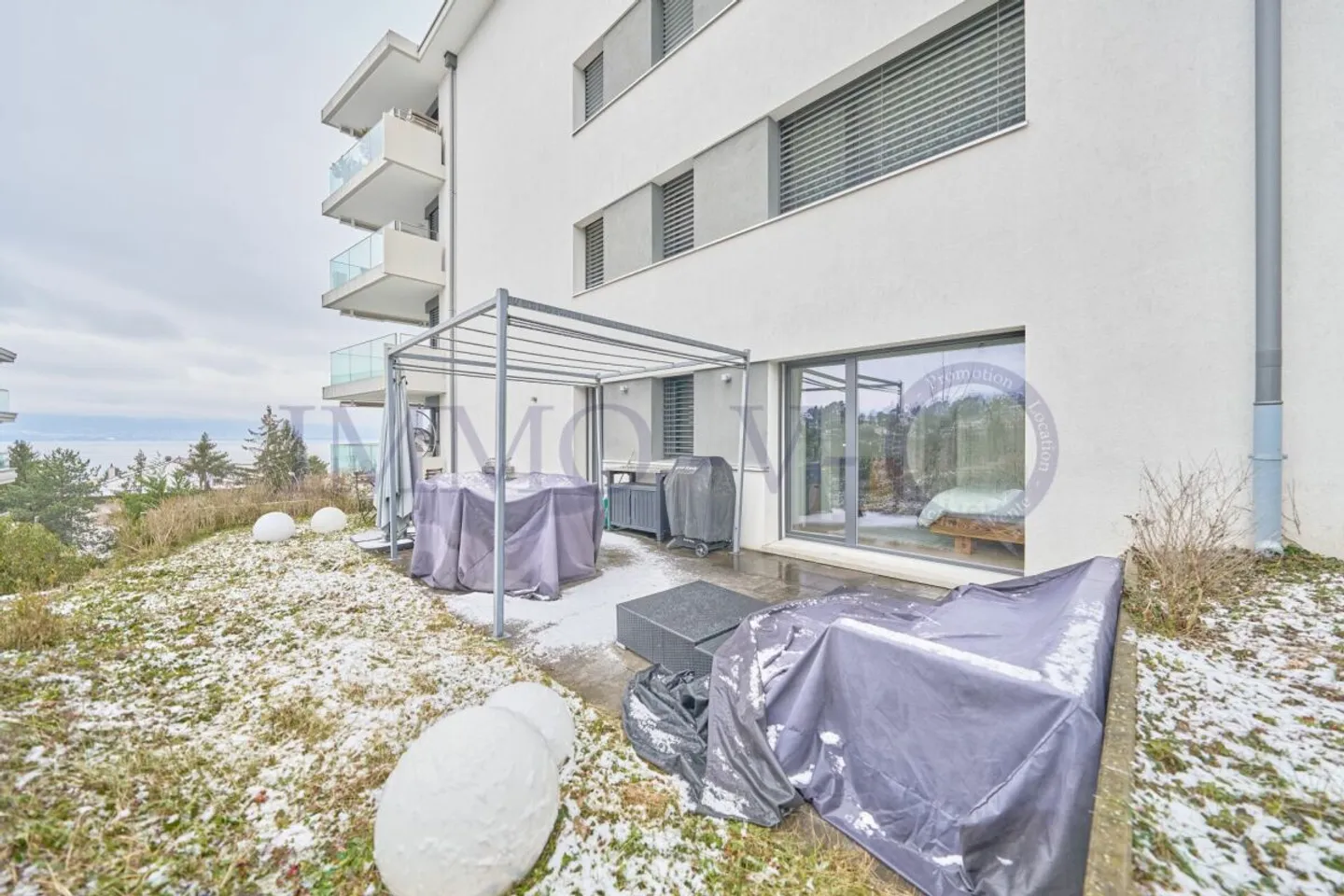 Geräumiges Apartment mit hohem Standard und Balkon + Terrasse mit Seeblick - Foto 10 von 10
