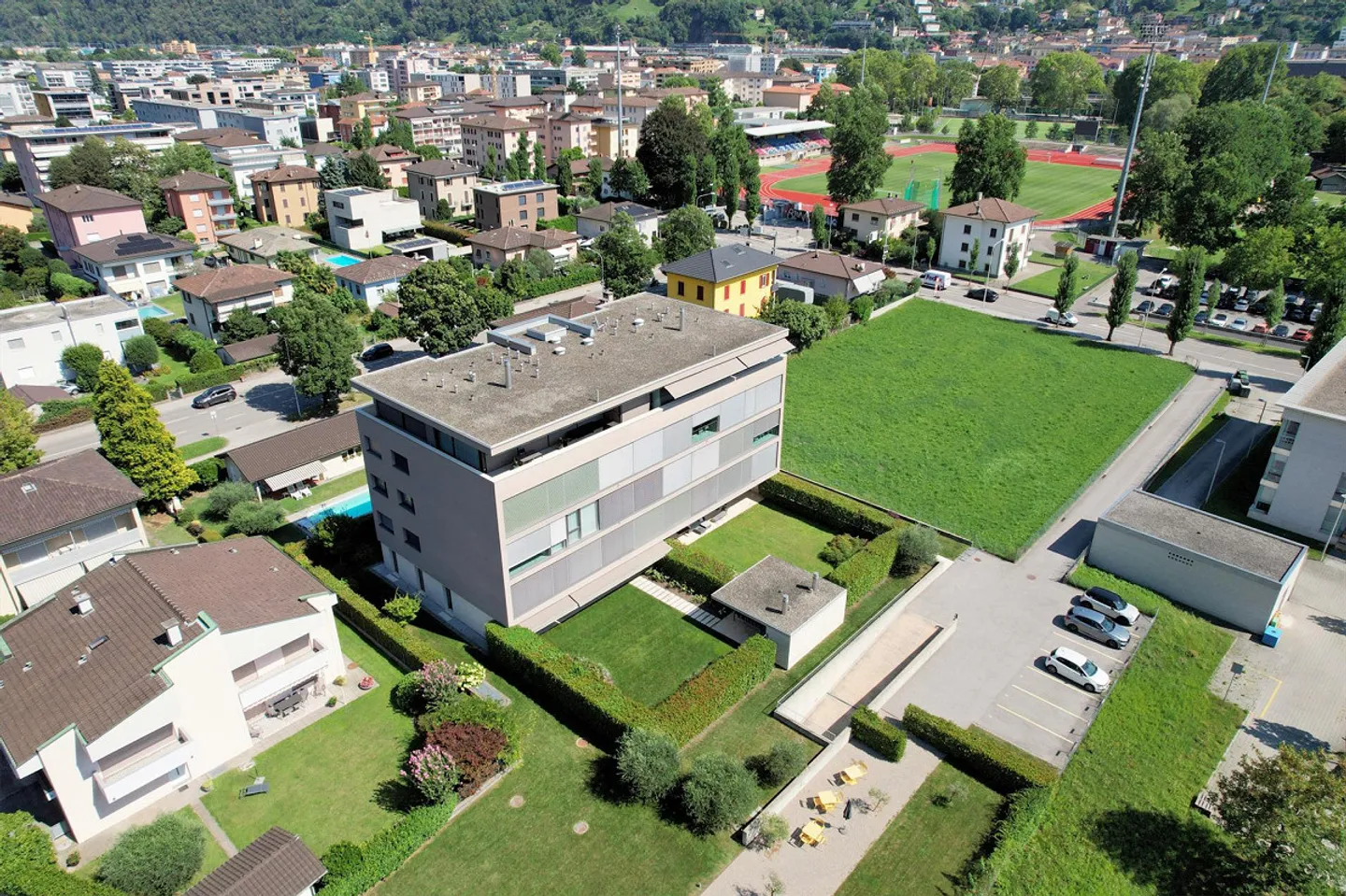 Appartamento con grande giardino a due passi dal centro città - Foto 3 di 16