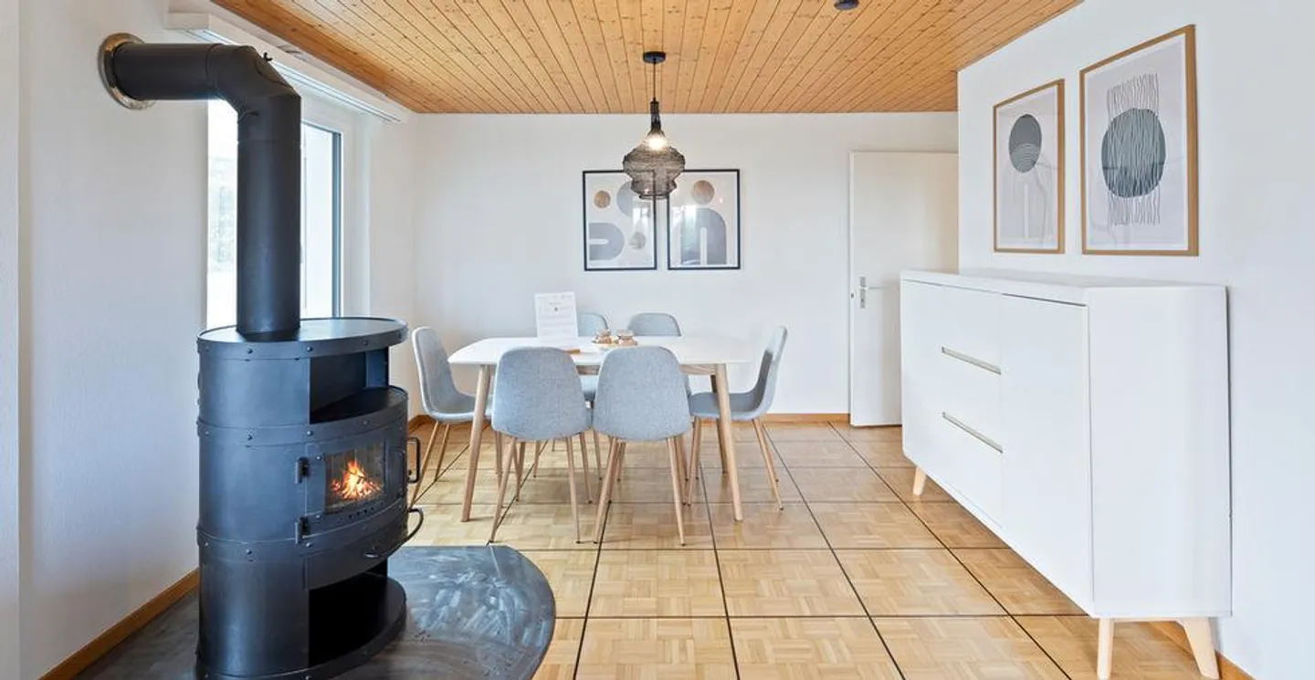 Spacious, charming 5.5 room apartment with a feel-good atmosphere - Photo 4 of 12
