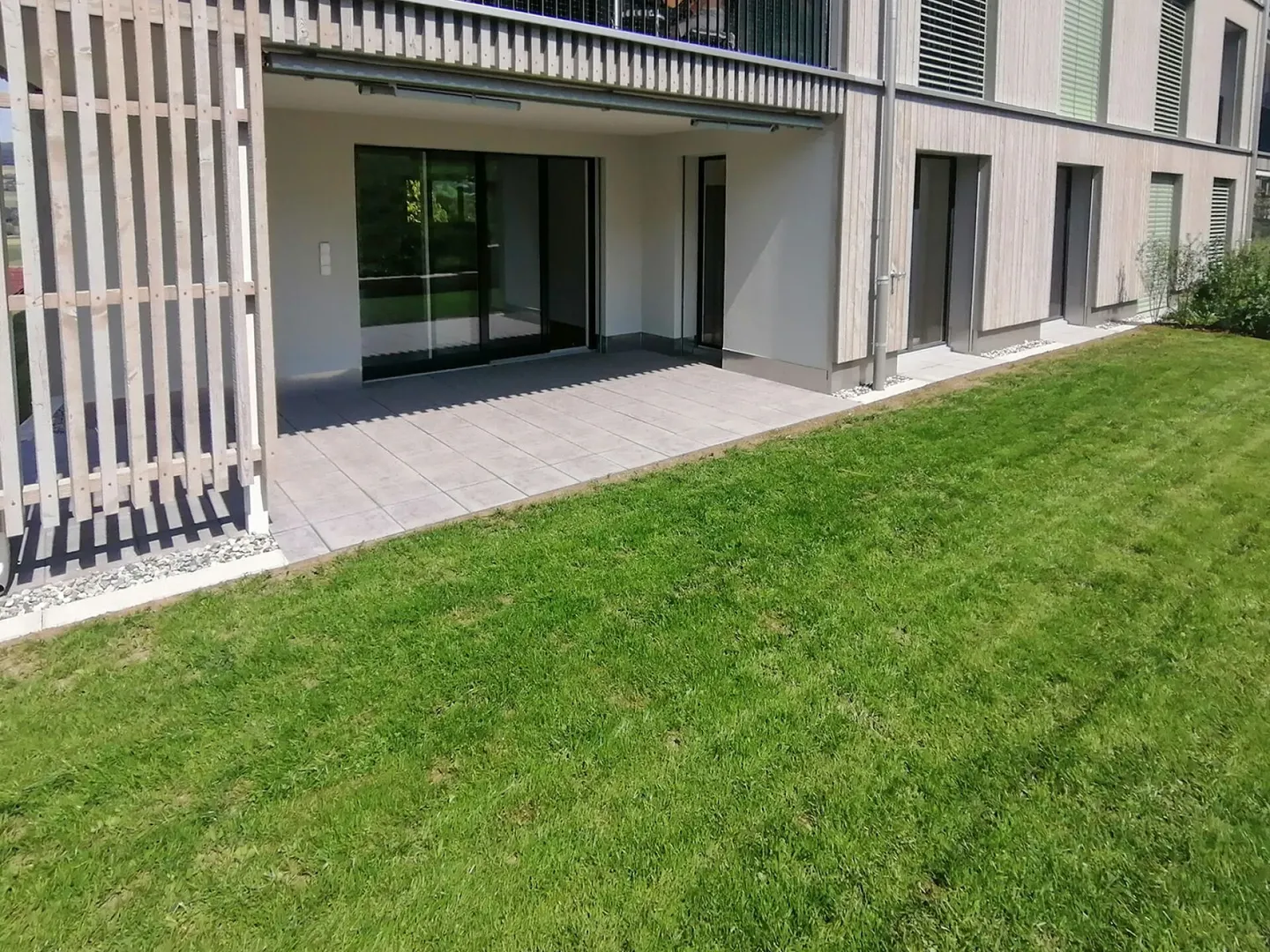 Appartement de jardin moderne de 3,5 pièces dans un emplacement calme - Photo 13 sur 14