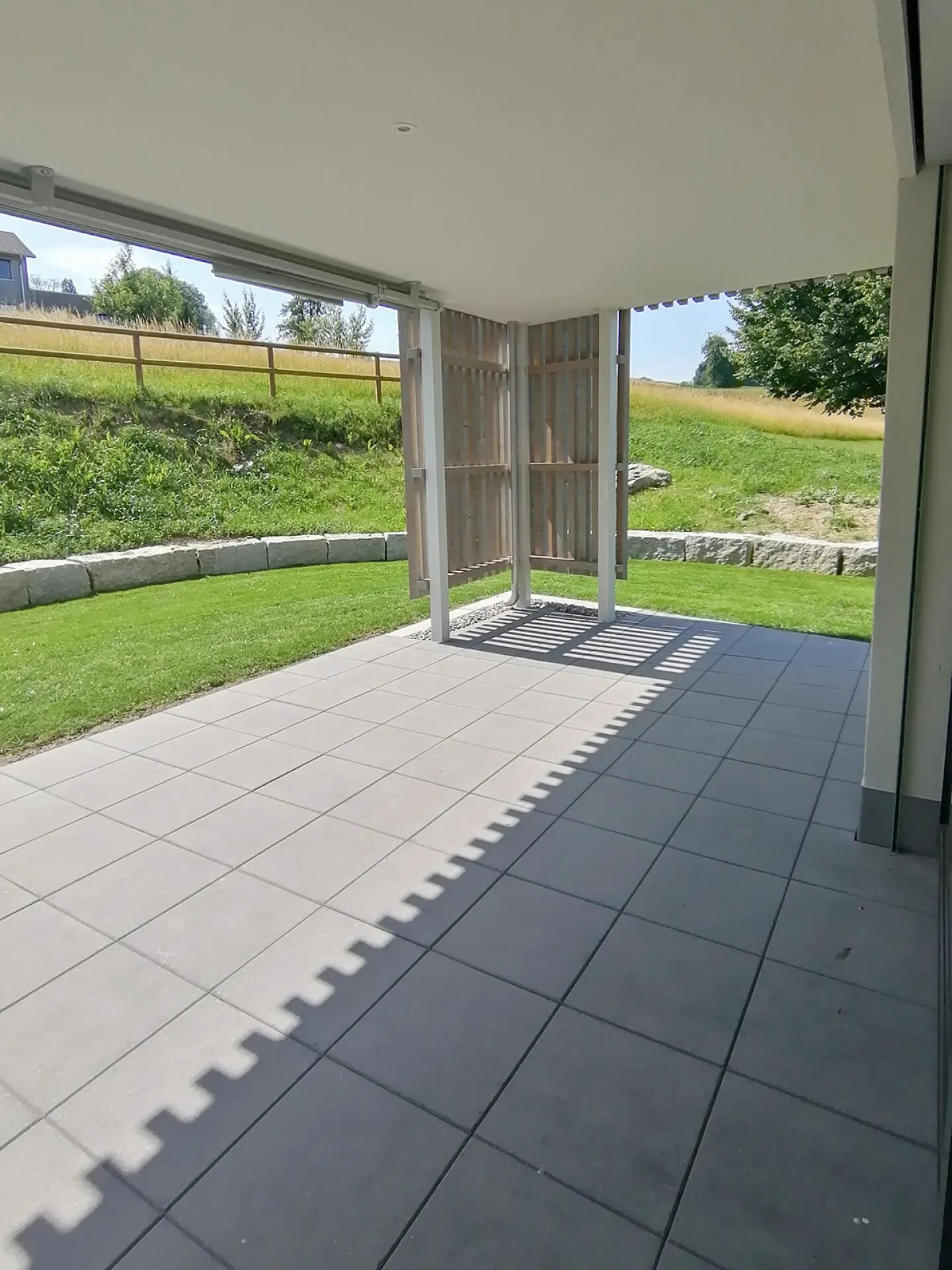 Appartement de jardin moderne de 3,5 pièces dans un emplacement calme - Photo 12 sur 14