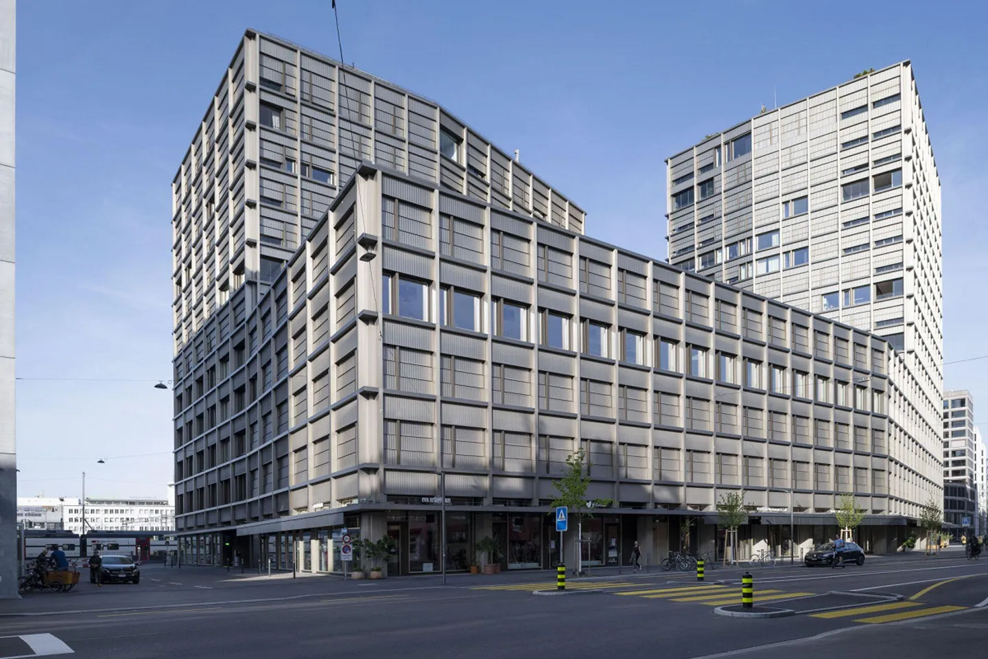 Appartement spacieux de 4,5 pièces C09.W7 avec vue panoramique dans un emplacement central - Photo 1 sur 6