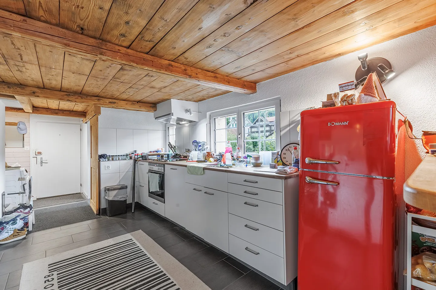 Diverse Living Options with Attractive Development Potential - Photo 6 of 13