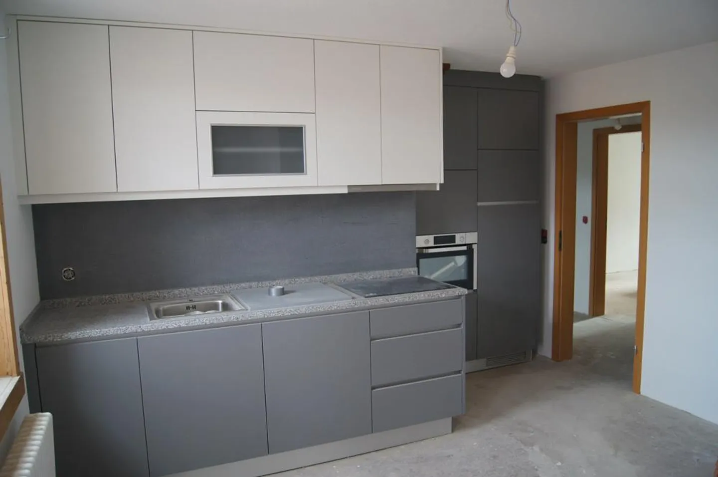 Appartement moderne avec balcon - Photo 3 sur 6