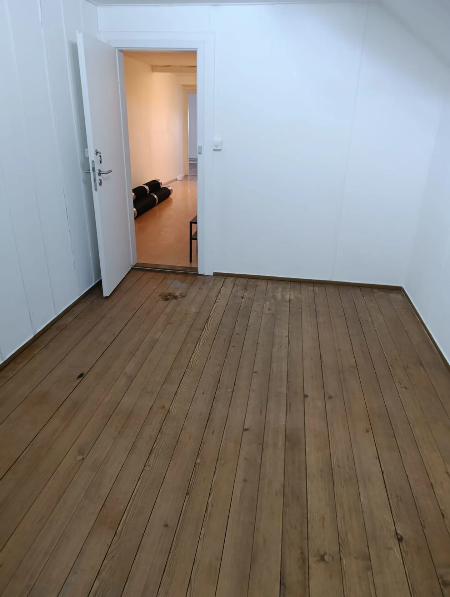 Chambre charmante cherche nouveau locataire - Bienvenue dans votre nouveau chez-vous ! - Photo 1 sur 8