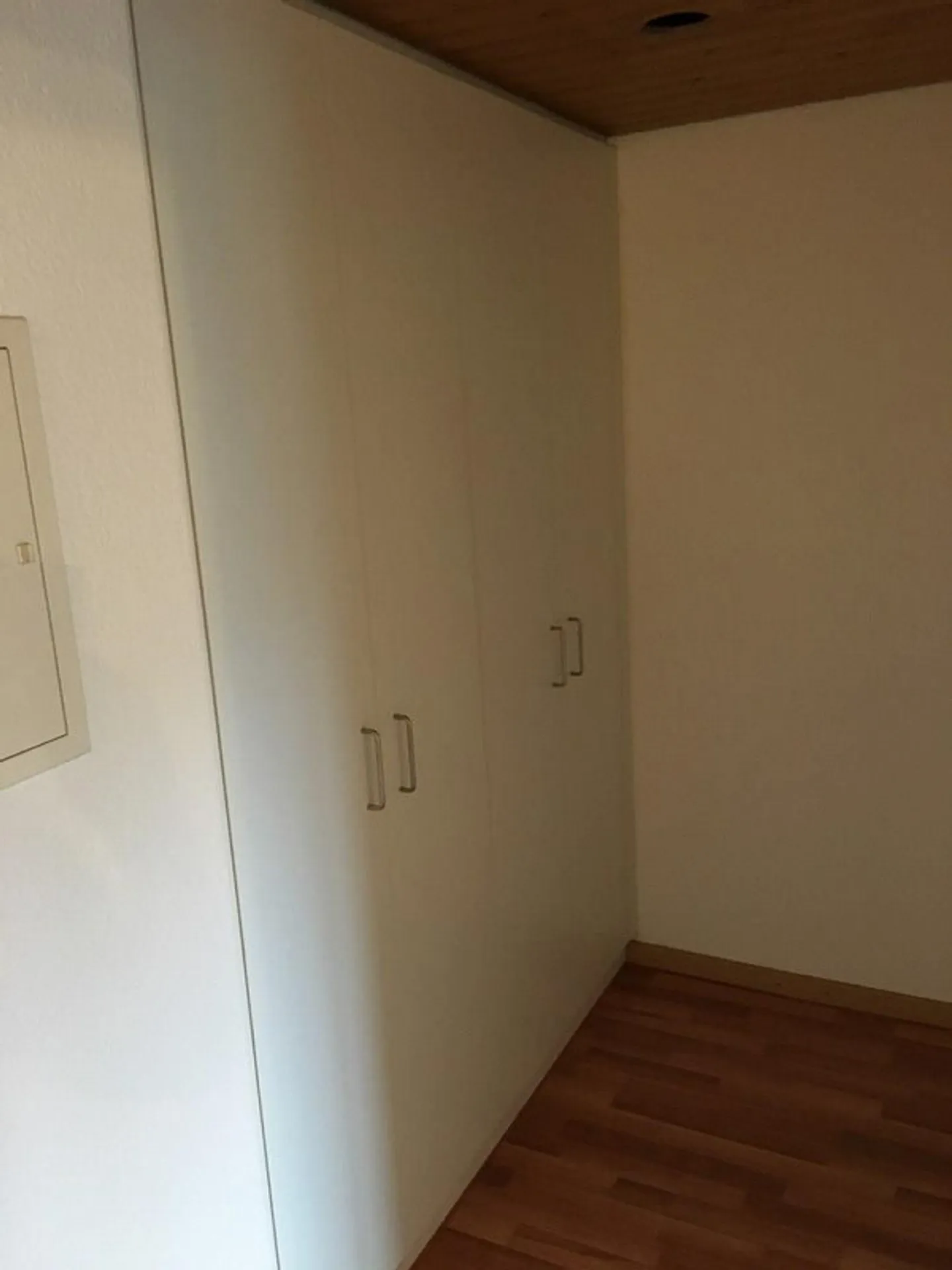 Grosse 6.5 Zimmerwohnung in super Zustand mit 2 Balkonen - Foto 24 von 25