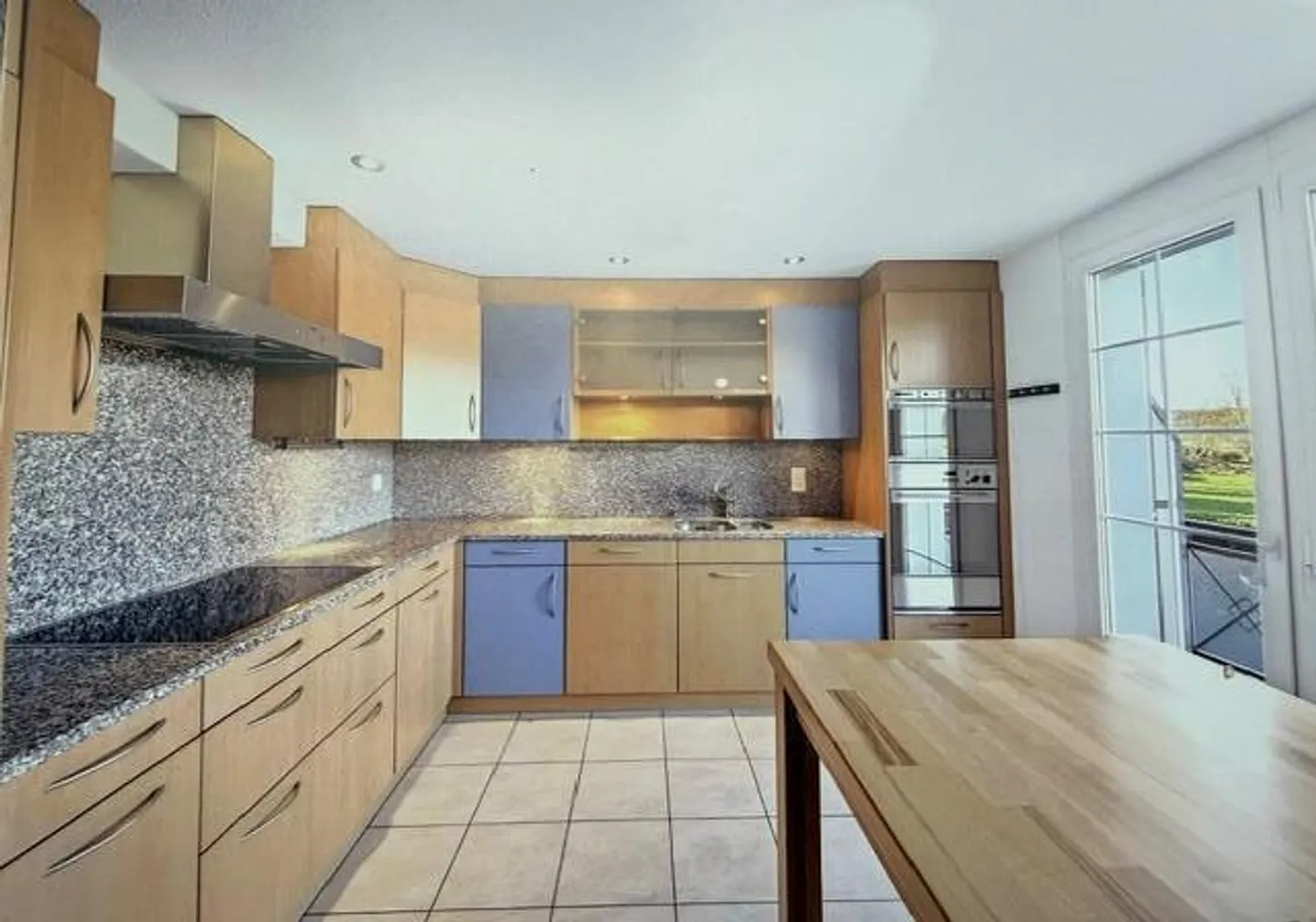 Charmante maison jumelée de 6,5 pièces dans un endroit calme à Buttikon SZ - Photo 9 sur 11