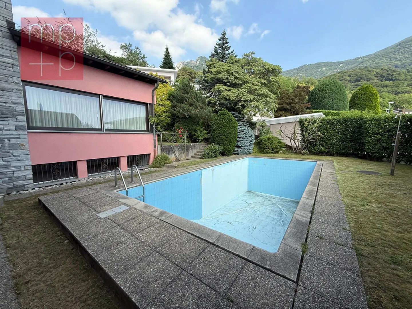 Villa - Cadro - Foto 1 von 8