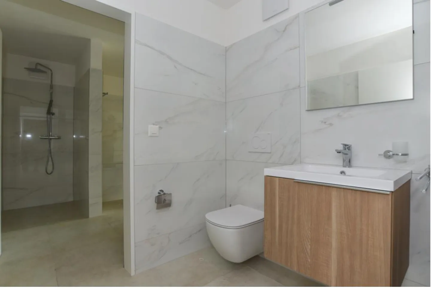 Appartamento 2,5 locali con vista sul Hallwilersee e sulle montagne - Foto 12 di 14