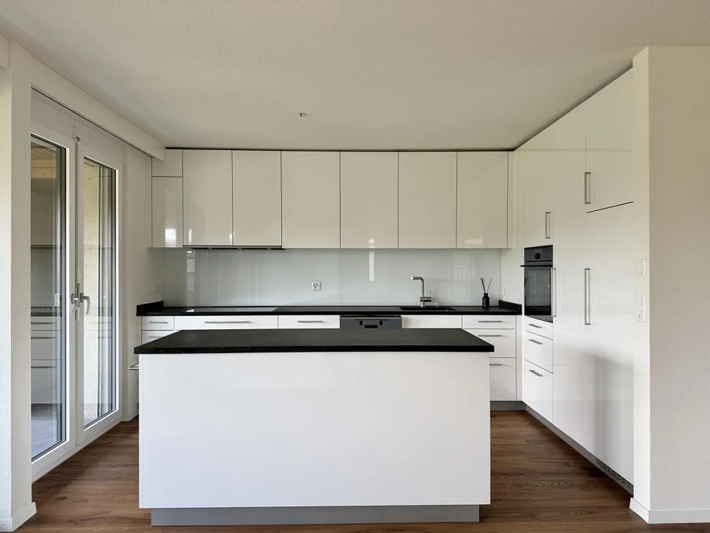 Ampio appartamento familiare, appena ristrutturato in una posizione tranquilla - Foto 4 di 8