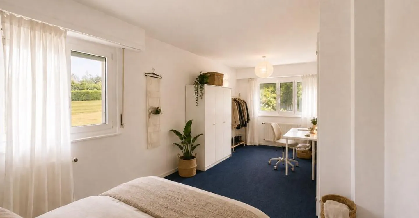 Charming Apartment in Quiet Area - Photo 6 of 10