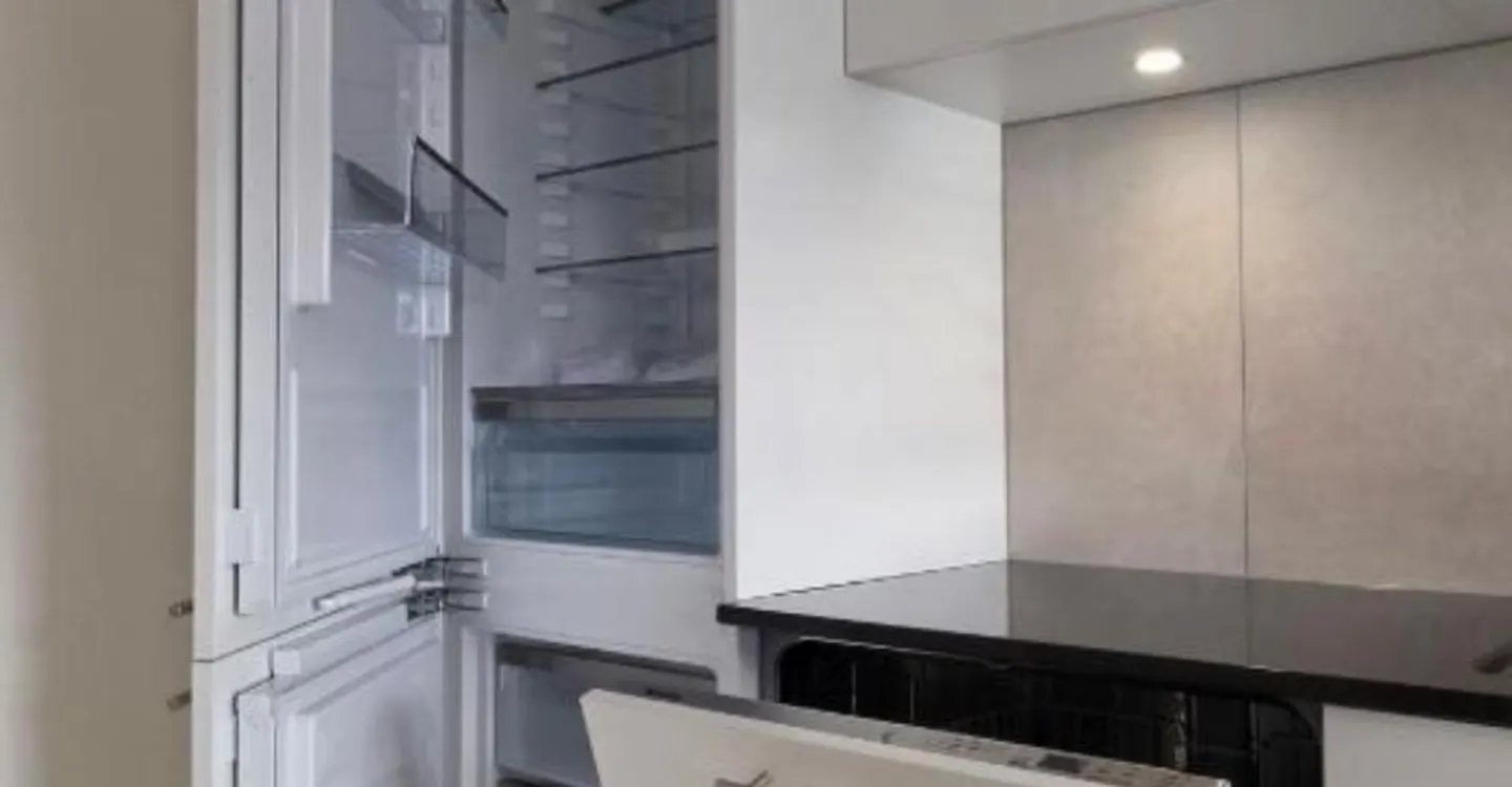 Magnificent fully renovated 3.5-room apartment - Photo 2 of 9