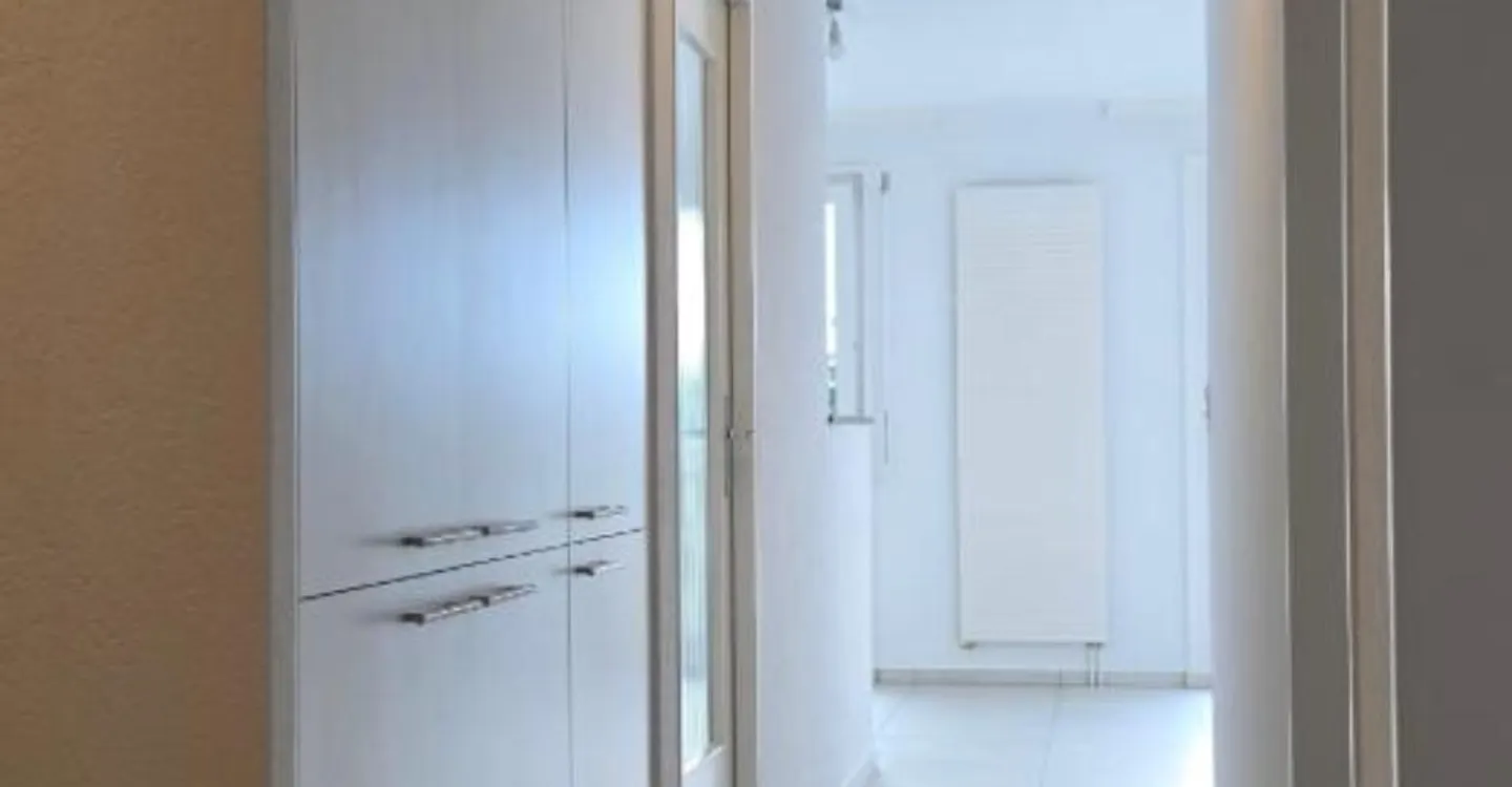 Magnificent fully renovated 3.5-room apartment - Photo 4 of 9