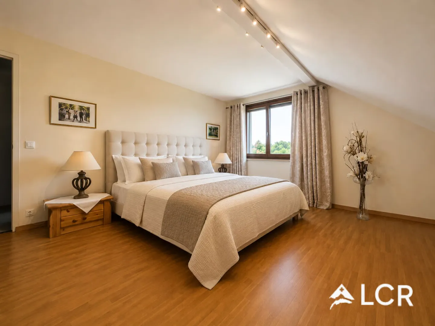 Bella Casa (arredata o non arredata) di 150m2 - Magnifico Giardino/Terrazza - Foto 10 di 13