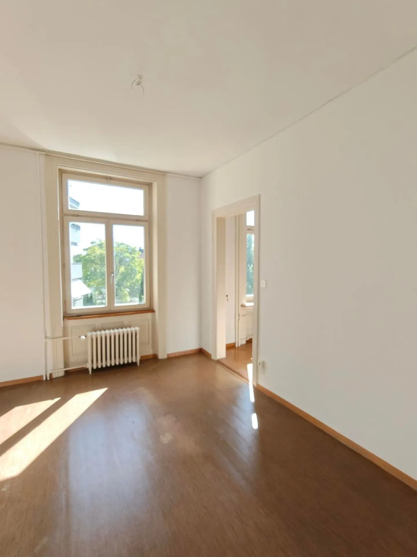 Geräumige 7.5-Zimmer-Wohnung - Foto 8 von 8