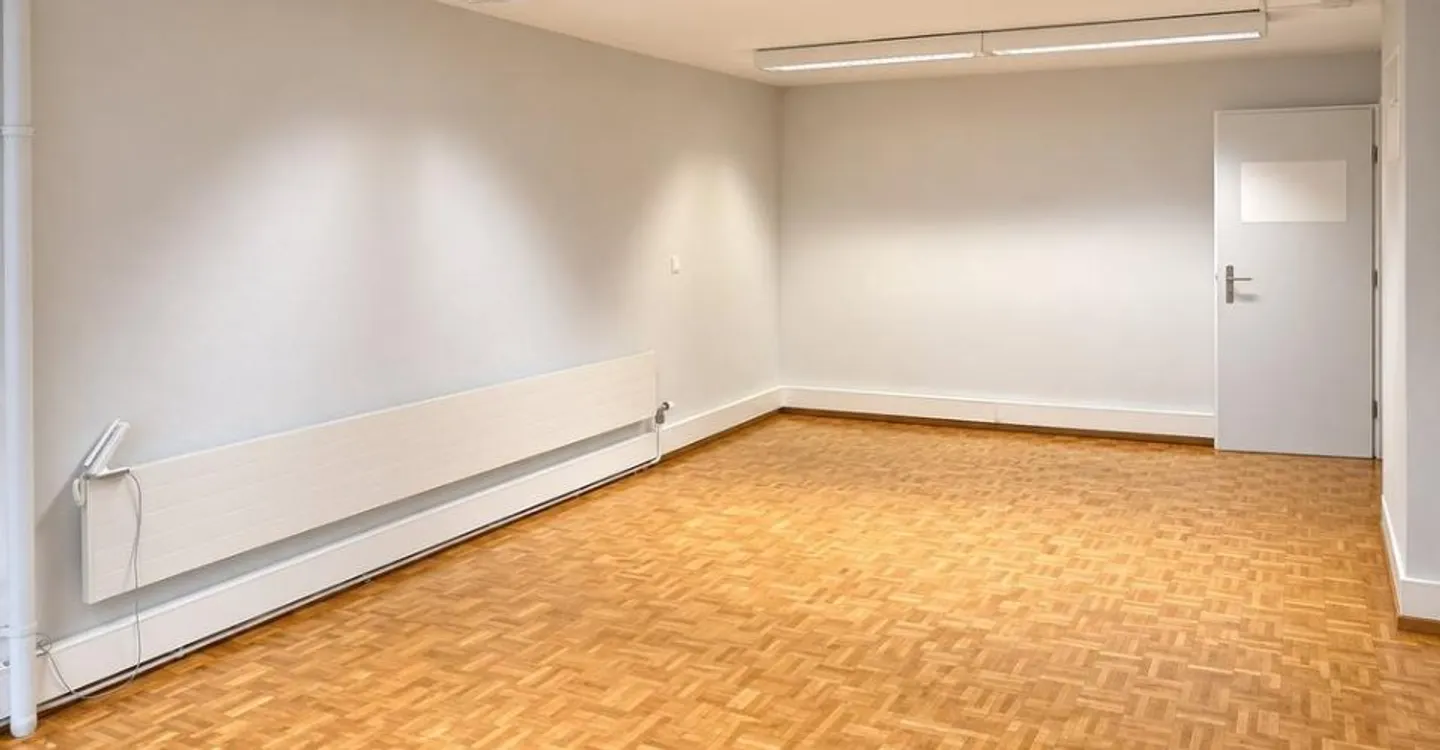 Attractive Office Space in the Heart of Liebrüti - Photo 2 of 2